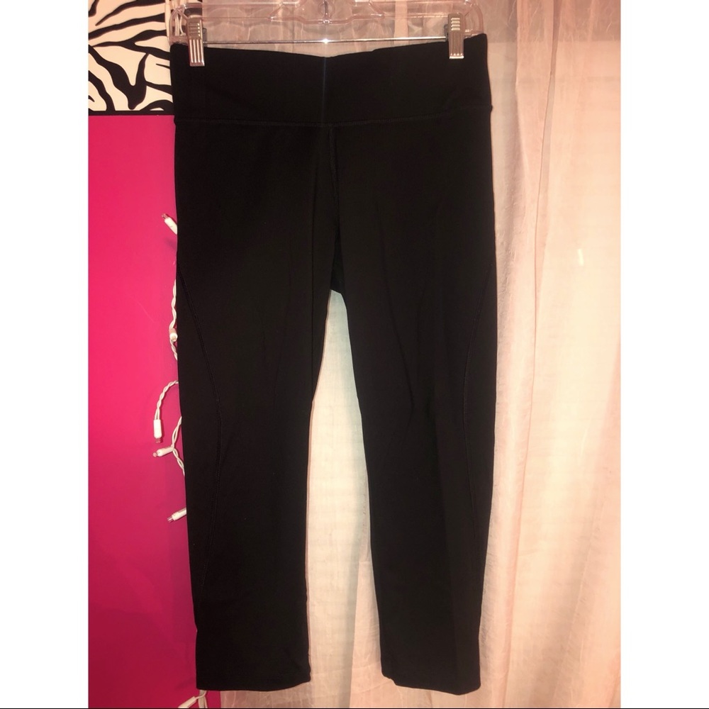 PINK Cropped Leggings